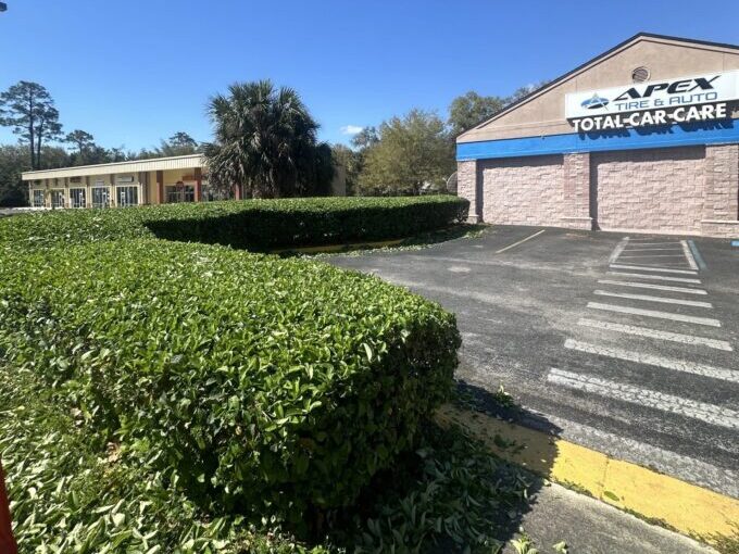 Commercial Lawn Maintenance St Johns FL